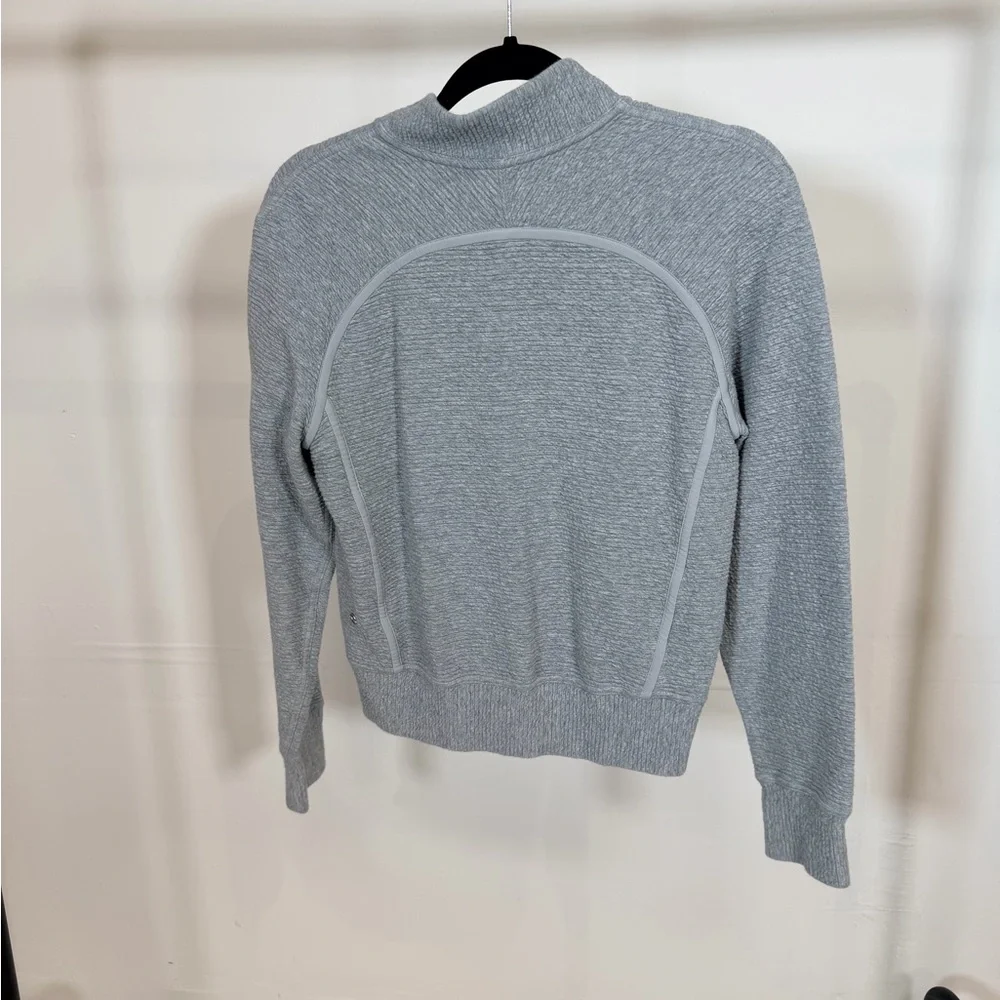 Lululemon Athletica Heathered Gray Zip-Up Jacket - Picture 4 of 5